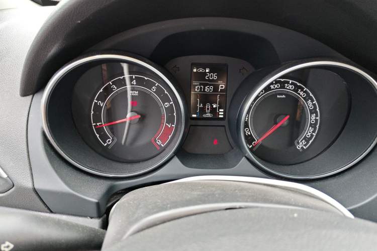 Used MG GT 2016 1.5L Automatic Value-Added Luxury Edition Instrument Cluster