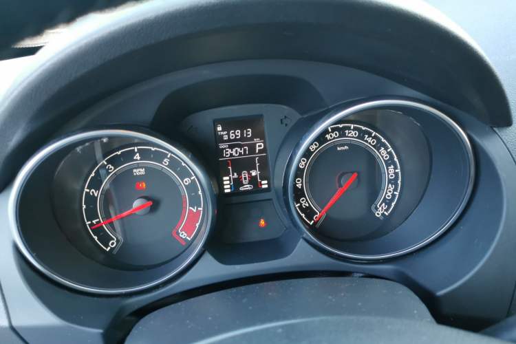 Used MG GT 2016 1.5L Automatic Value-Added Luxury Edition Instrument Cluster