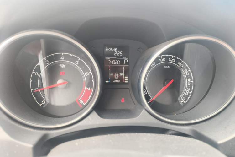 Used MG GT 2016 1.5L Automatic Value-Added Luxury Edition Instrument Cluster