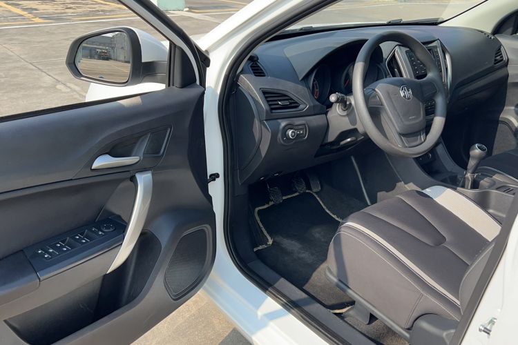 Used MG GT 2016 1.5L Manual Fashion Edition Interior 10