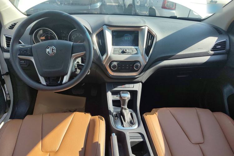 Used MG GT 2016 1.5L Automatic Value-Added Luxury Edition Interior 2