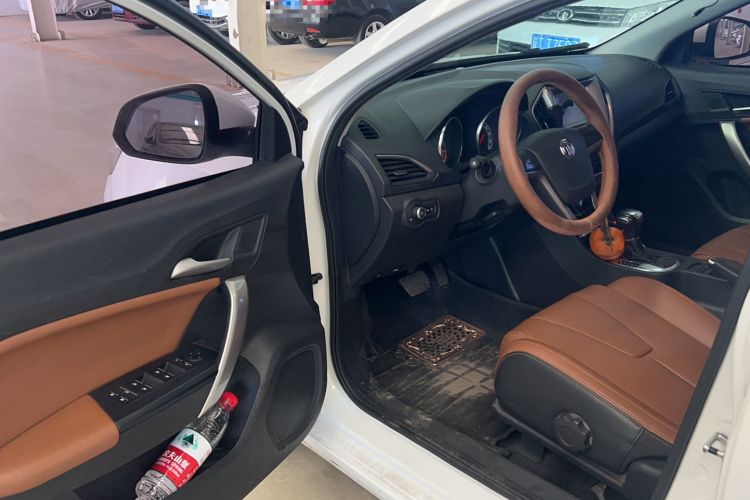 Used MG GT 2016 1.5L Automatic Value-Added Luxury Edition Interior 2