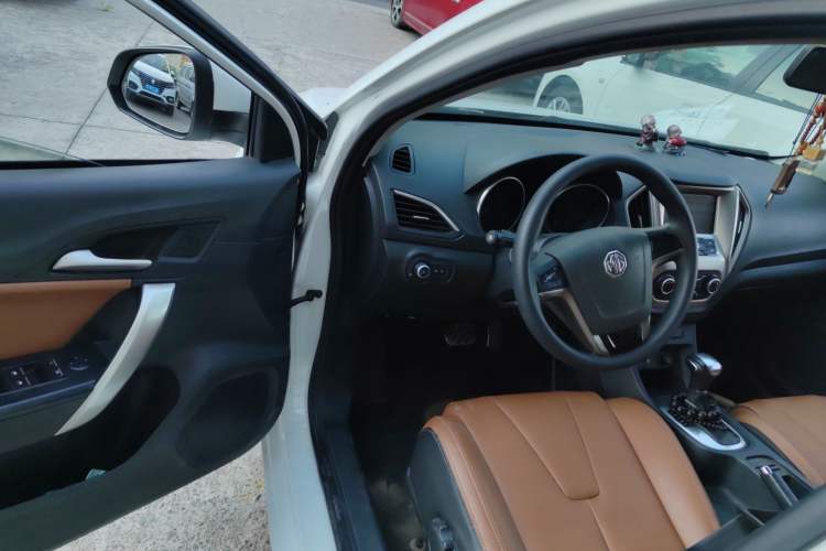 Used MG GT 2016 1.5T Automatic Value-Added Luxury Edition Interior 2