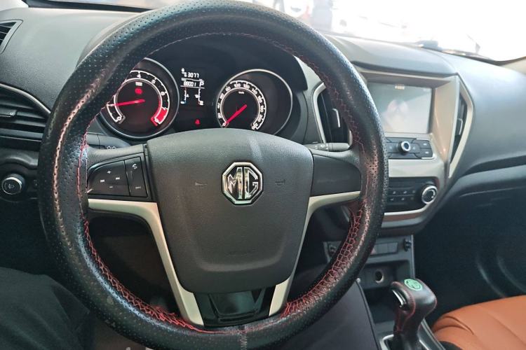 Used MG GT 2016 1.5L Automatic Value-Added Luxury Edition Interior 2