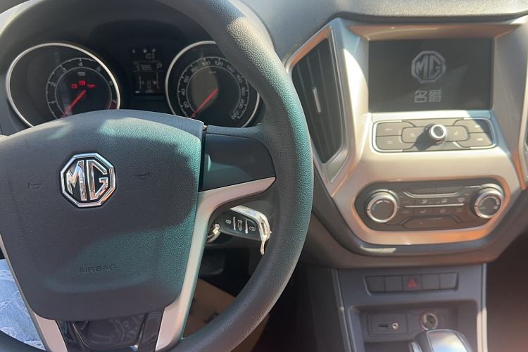 Used MG GT 2016 1.5L Automatic Value-Added Luxury Edition Interior 3