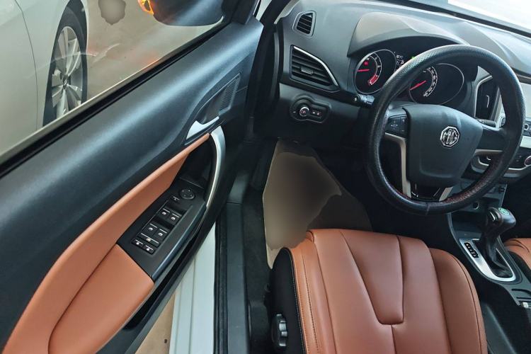 Used MG GT 2016 1.5L Automatic Value-Added Luxury Edition Interior 3