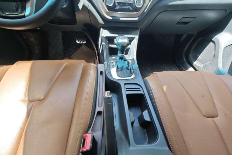 Used MG GT 2016 1.5L Automatic Value-Added Luxury Edition Interior 4