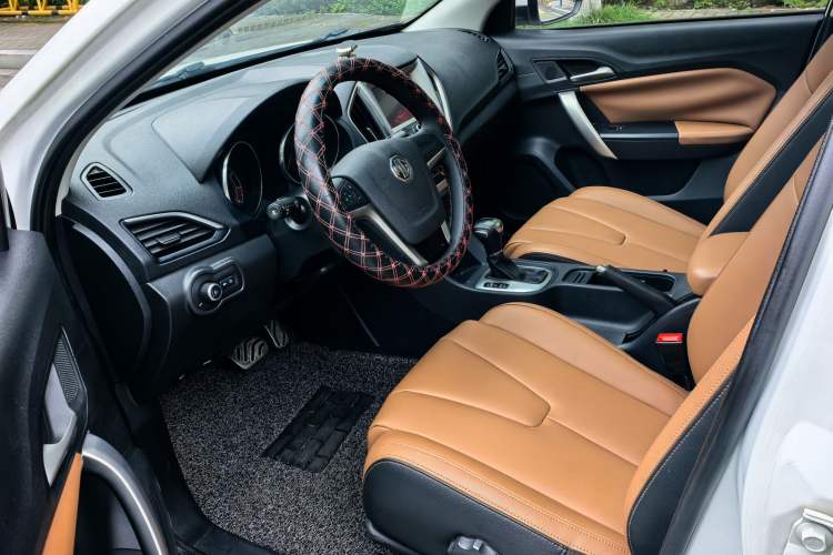 Used MG GT 2016 1.5T Automatic Value-Added Luxury Edition Interior 5