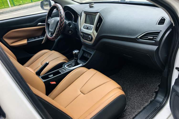 Used MG GT 2016 1.5T Automatic Value-Added Luxury Edition Interior 7
