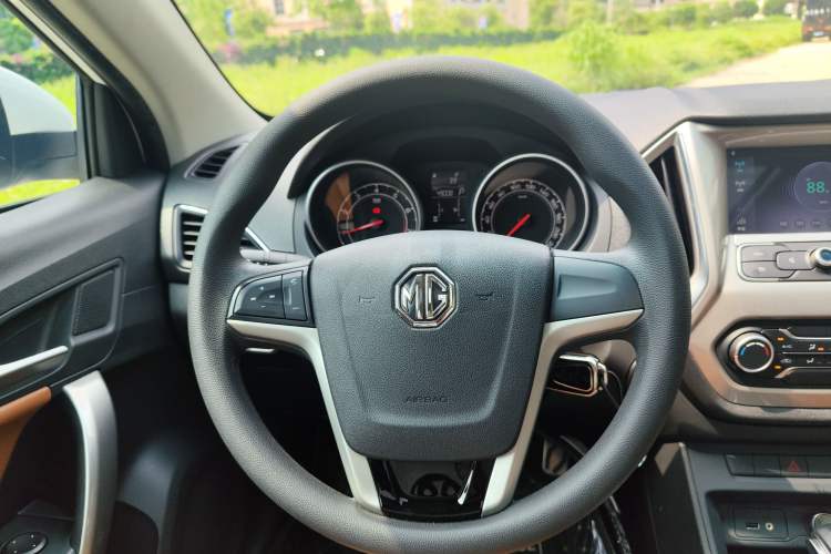 Used MG GT 2016 1.5L Automatic Value-Added Luxury Edition Interior 8