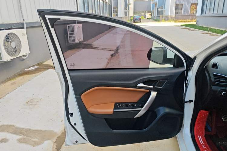 Used MG GT 2016 1.4TGI Manual New Year Edition Left Front Door Interior