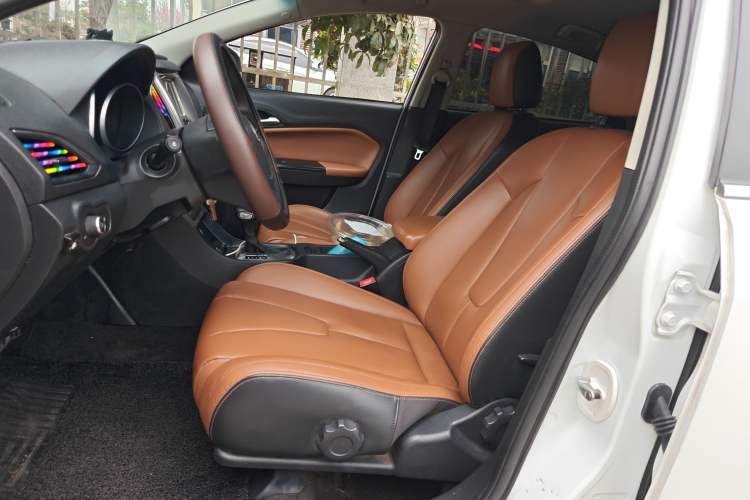 Used MG GT 2016 1.5T Automatic Value-Added Luxury Edition Left Front Seat