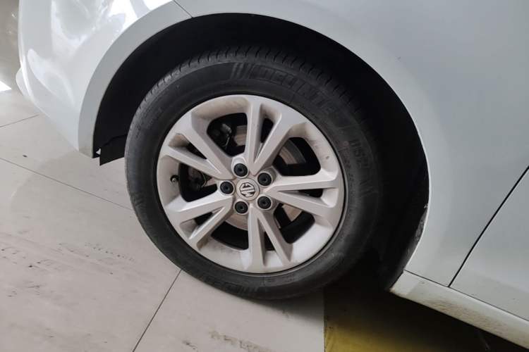 Used MG GT 2016 1.4TGI TST Dual-Clutch Luxury Edition Left Front Wheel Hub