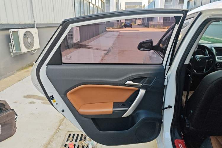 Used MG GT 2016 1.4TGI Manual New Year Edition Left Rear Door Interior