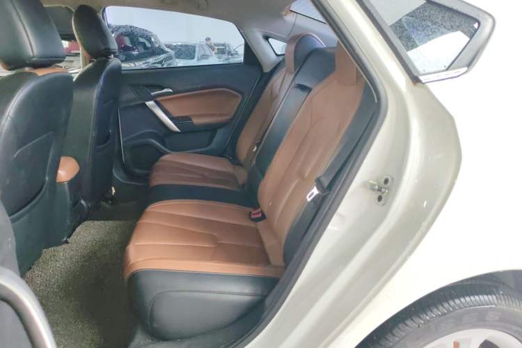 Used MG GT 2016 1.5T Manual Value-Added Luxury Edition Left Rear Seat