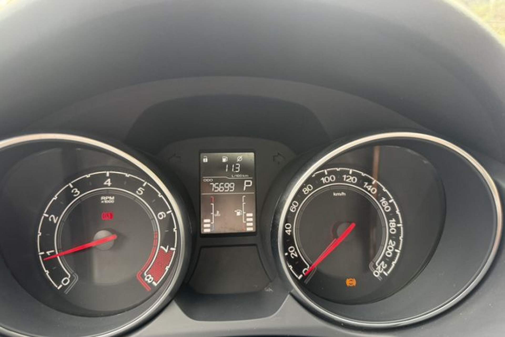 Used MG GT 2016 1.5T Automatic Value-Added Luxury Edition Odometer Close Up