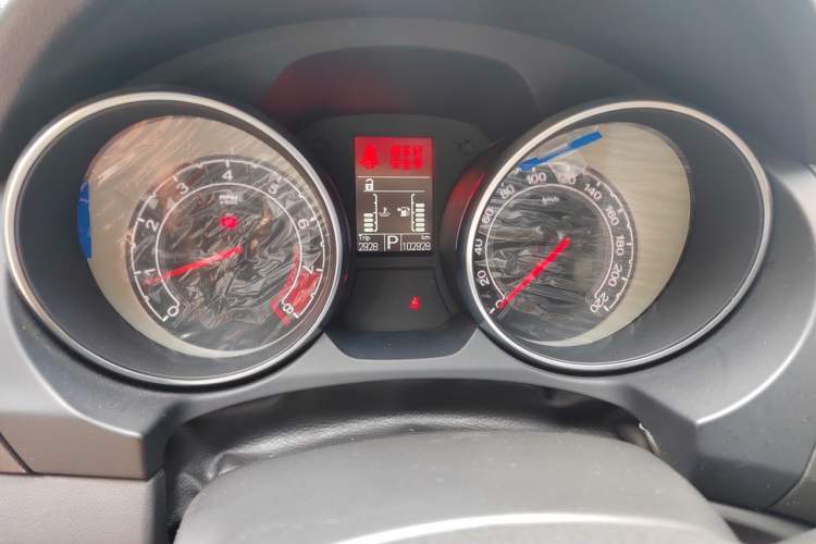 Used MG GT 2016 1.4TGI TST Dual-Clutch Luxury Edition Odometer Close Up