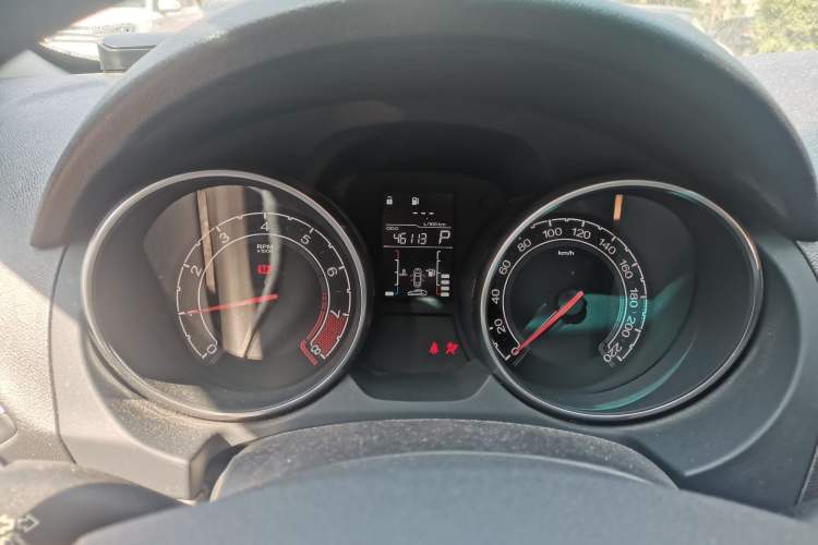 Used MG GT 2016 1.5L Automatic Value-Added Luxury Edition Odometer Close Up