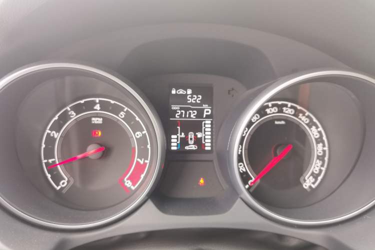 Used MG GT 2016 1.5L Automatic Value-Added Luxury Edition Odometer Close Up