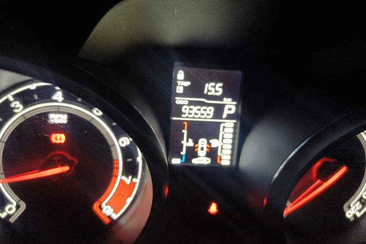 Used MG GT 2016 1.5L Automatic Value-Added Luxury Edition Odometer Close Up