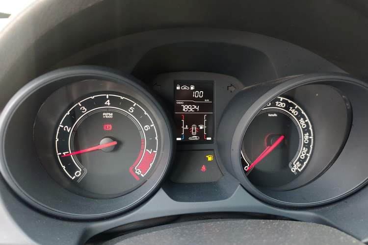Used MG GT 2016 1.5L Manual Value-Added Luxury Edition Odometer Close Up