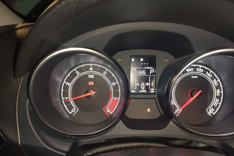 Used MG GT 2016 1.5L Automatic Value-Added Luxury Edition Odometer Close Up