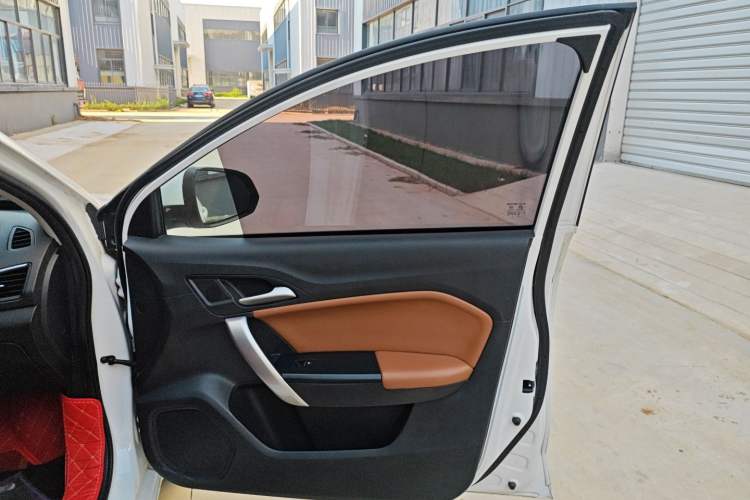Used MG GT 2016 1.4TGI Manual New Year Edition Right Front Door Interior