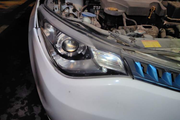 Used MG GT 2016 1.5L Automatic Value-Added Luxury Edition Right Front Headlight