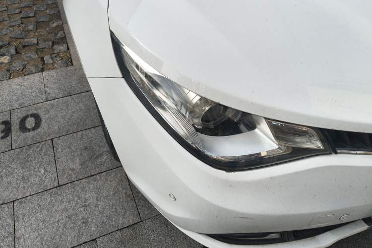 Used MG GT 2016 1.5L Automatic Value-Added Luxury Edition Right Front Headlight