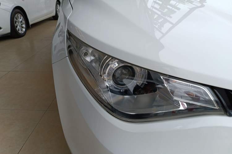 Used MG GT 2016 1.5L Automatic Value-Added Luxury Edition Right Front Headlight