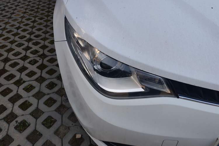 Used MG GT 2016 1.5L Manual Value-Added Luxury Edition Right Front Headlight