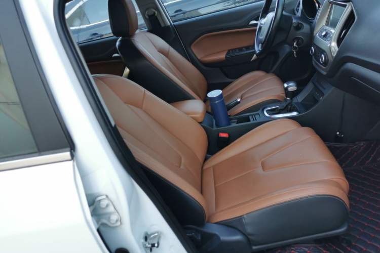 Used MG GT 2016 1.5L Automatic Value-Added Luxury Edition Right Front Seat