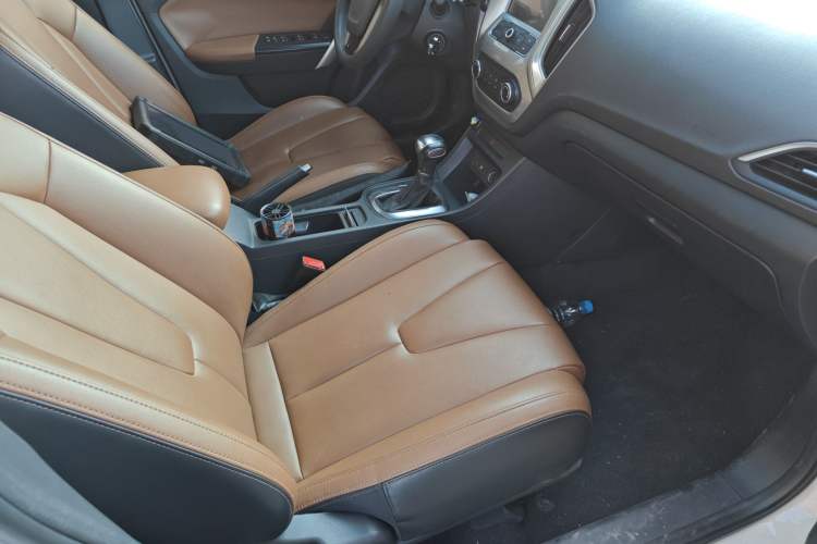 Used MG GT 2016 1.5L Automatic Value-Added Luxury Edition Right Front Seat