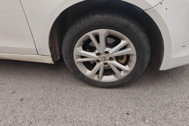 Used MG GT 2016 1.5L Manual Fashion Edition Right Front Wheel Hub