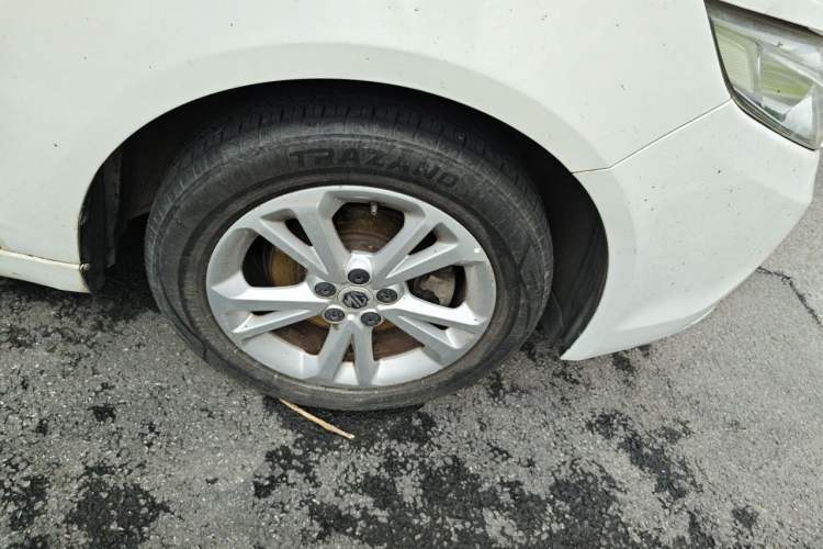 Used MG GT 2016 1.5L Automatic Value-Added Luxury Edition Right Front Wheel Hub