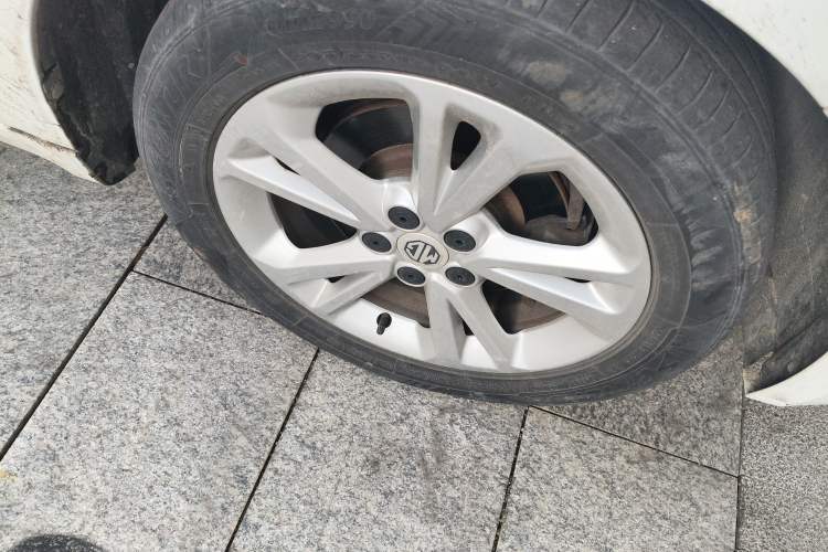 Used MG GT 2016 1.5L Automatic Value-Added Luxury Edition Right Front Wheel Hub