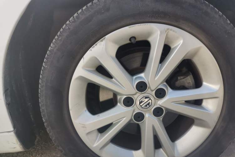 Used MG GT 2016 1.5L Automatic Value-Added Luxury Edition Right Front Wheel Hub