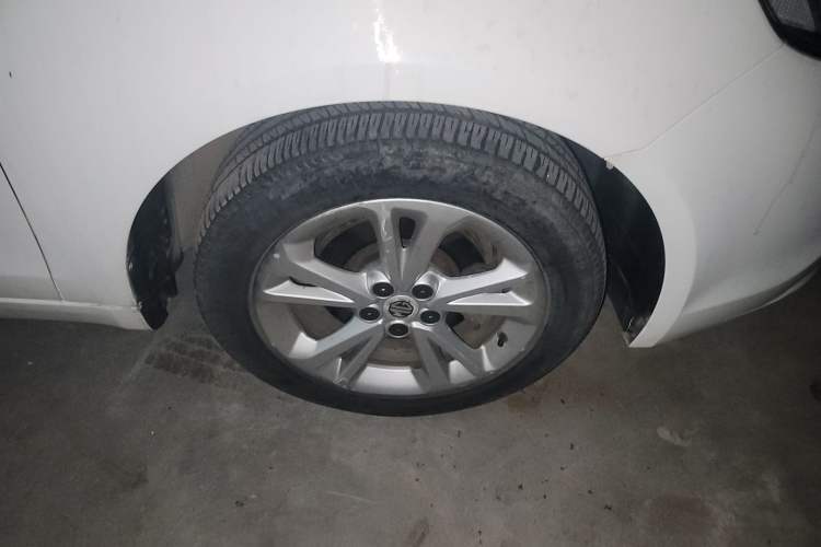 Used MG GT 2016 1.5L Manual Fashion Edition Right Front Wheel Hub