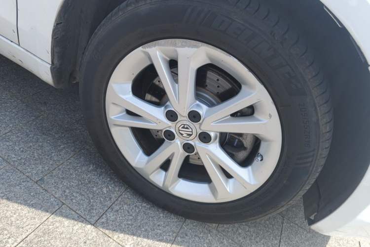 Used MG GT 2016 1.5L Automatic Value-Added Luxury Edition Right Front Wheel Hub