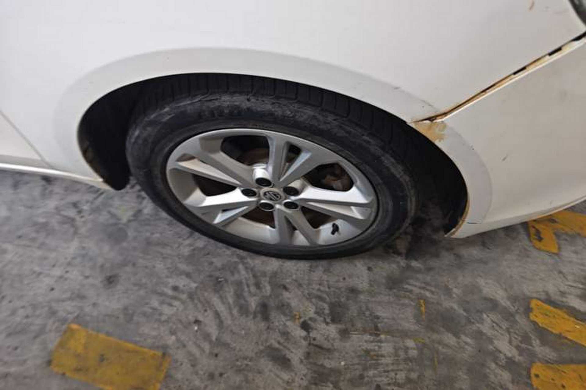 Used MG GT 2016 1.5L Automatic Value-Added Luxury Edition Right Front Wheel Hub