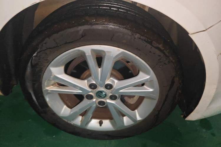 Used MG GT 2016 1.5L Automatic Value-Added Luxury Edition Right Front Wheel Hub