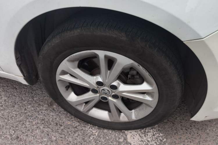 Used MG GT 2016 1.5L Automatic Value-Added Luxury Edition Right Front Wheel Hub