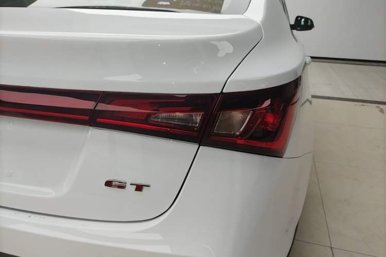 Used MG GT 2016 1.5T Automatic Value-Added Luxury Edition Right Rear Taillight
