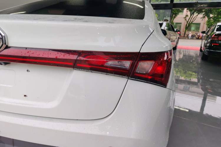 Used MG GT 2016 1.5T Manual Value-Added Luxury Edition Right Rear Taillight