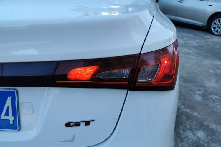 Used MG GT 2016 1.5L Automatic Value-Added Luxury Edition Right Rear Taillight