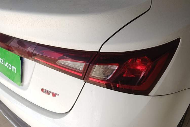 Used MG GT 2016 1.5L Automatic Value-Added Luxury Edition Right Rear Taillight