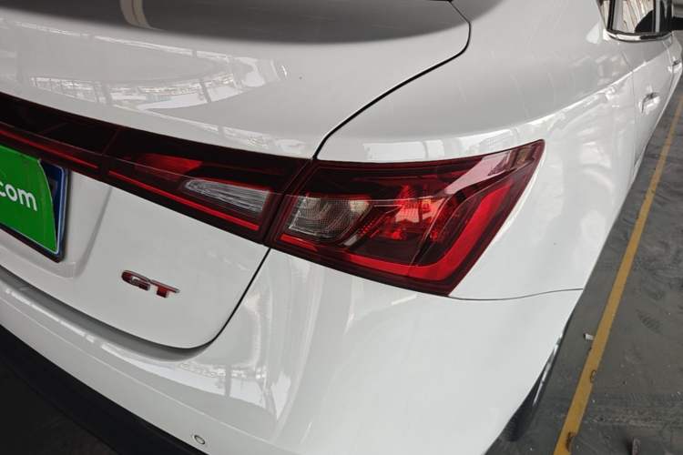 Used MG GT 2016 1.5L Automatic Value-Added Luxury Edition Right Rear Taillight