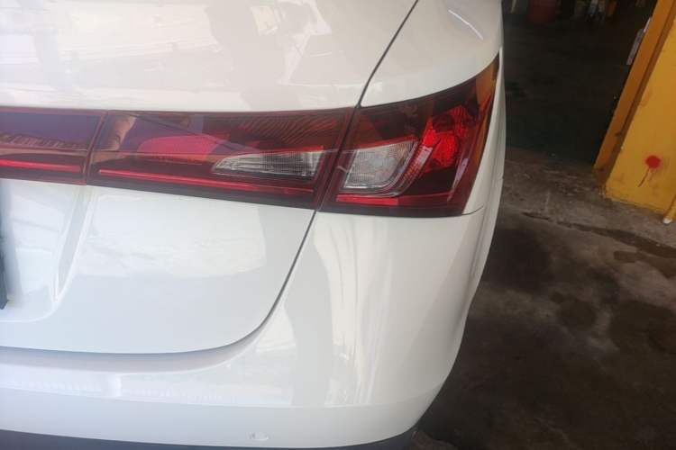 Used MG GT 2016 1.5L Automatic Value-Added Luxury Edition Right Rear Taillight