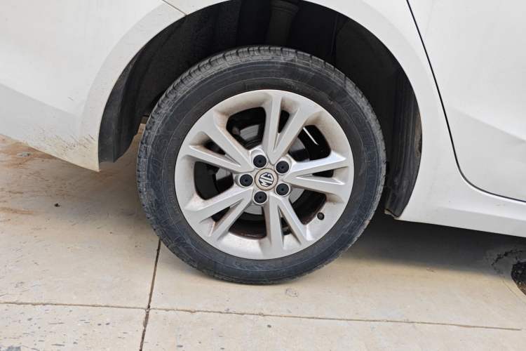 Used MG GT 2016 1.4TGI Manual New Year Edition Right Rear Wheel Hub
