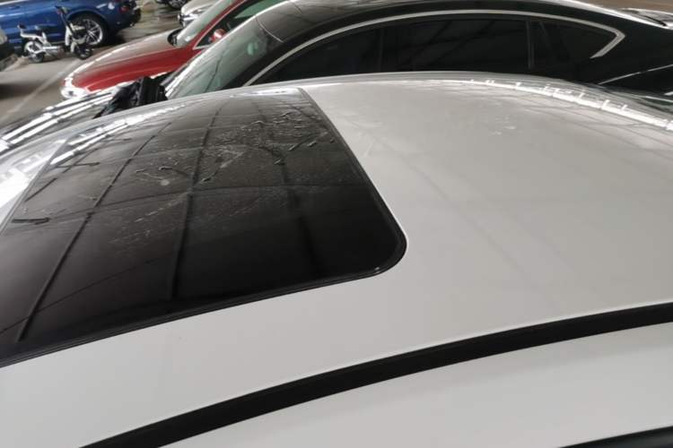 Used MG GT 2016 1.5L Automatic Value-Added Luxury Edition Roof